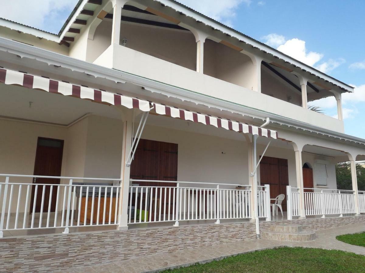 chez jojo Apartman Baie-Mahault Kültér fotó